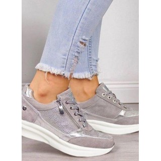 Women's Sequin Lace-up Closed Toe Flat Heel Sneakers